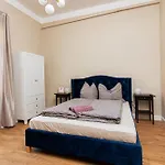 Ester's Nocleg ze śniadaniem 3*