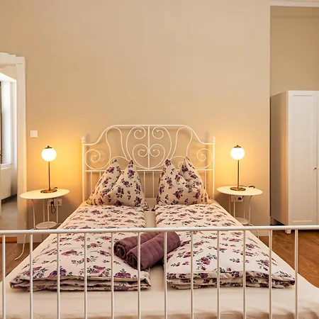 Bed & Breakfast Ester's *